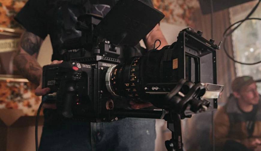 探秘都江堰产品视频拍摄：创新功能大揭秘，颠覆你的想象